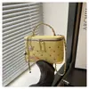 Bolso Bandolera Nuevo con Cadena para Mujer Pequeño Estilo Fragancia Bolso Bandolera Popular en INS Versátil Exquisito Bolso de Hombro Único para Mujer