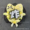 Mercadoria de Celebridade Crachás Personalizados Exclusivos Tecido Não Tecido Refletivo Charms Fofos para Mochila DIY Prontos Feitos à Mão