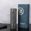 Taza aislada de titanio puro, una botella de agua recta de lujo y alta gama, viene en una caja de regalo para negocios, una taza de titanio portátil para preparar té, y actualmente está en stock