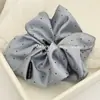 Scrunchie de Cetim com Strass Estilo Coreano com Toque de Luxo, Elástico de Cabelo com Bolinhas Pretas, Elástico Moderno para Rabo de Cavalo, Acessório de Cabelo