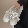Novos Tênis Casuais Versáteis de Couro Branco com Solado Grosso para 2025, Sapatos que Mostram Seus Pés, Tênis para Primavera e Outono Femininos
