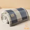 Manta de terciopelo de leche invierno terciopelo coral dormitorio estudiantil manta pequeña oficina siesta sofá cubierta de manta para cama