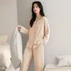 Estilo Nuevo de Primavera y Otoño Cómodos Pajamas de Algodón Puro Amigables con la Piel para Mujer Manga Larga Cárdigan de Moda Sencillo Ropa de Casa Se Puede Usar Afuera Conjunto