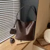 Bolsa de Palha Tecida de Verão Feminina 2026 Novo Estilo Alça Larga de Ombro Grande Capacidade Bolsa de Ombro Único Transversal Bolsa Tote Retro Mãe-Filho