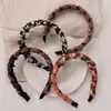 Diadema Trenzada Vintage Accesorio para el Cabello para Mujer, Corona Alta de Otoño e Invierno Diadema Ancha Pasador de Pelo, Versátil y a la Moda Accesorio para Recoger el Cabello