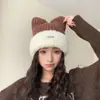 Chapéu Japonês Fofo de Orelha de Gato Feminino Inverno Novo Estilo Pelúcia Quente Tricô Grande Circunferência da Cabeça Faz o Rosto Parecer Menor Chapéu de Lã