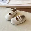 Sapatilhas Mary Jane Femininas 2026 Outono Novas Respiráveis Bico Redondo Sapatilhas Mary Jane Sapatos de Couro para Bebês Flats de Baixo Corte com Trama de Linho