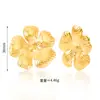 Colección de diseños de aretes calientes transfronterizos multiestilo aretes exagerados de lujo ligero de alta gama diseño de aretes venta al por mayor de aretes