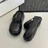 2026 Nuevo Estilo Pantuflas de Verano para Mujer para Interiores, Zuecos Transpirables y Versátiles para Exteriores, Venta al por Mayor de Fábrica