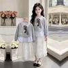 Nuevo Conjunto de Dos Piezas Sudadera Casual Delgada para Primavera y Otoño 2026, Falda de Pastel con Adorno de Encaje Dulce de Princesa