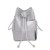 Bolsa Saco com Cordão Novo Verão 2026 Design de Nicho Feminino Bolsa de Ombro Único para o Dia a Dia Bolsa Transversal de Cor Sólida de Nicho