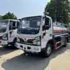 Caminhão de Reabastecimento Dongfeng, Caminhão-Tanque de Óleo, Caminhão de Transporte de Óleo, Preço de Pequeno Caminhão de Reabastecimento Móvel, Caminhão de Reabastecimento para Engenharia de Obra