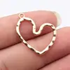 Colgante de Corazón Hueco Martillado Multicolor de 26x21 mm 1.5 g Accesorios de Exportación Al por Mayor