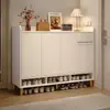 Armário de sapatos para uso doméstico, colocado perto da entrada, encostado na parede, um design moderno pequeno e simples com grande capacidade de armazenamento, um sapateiro e prateleira de armazenamento