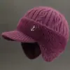 Invierno Nuevo Estilo Sombrero de Lana para Mujer Sombrero para Personas de Mediana Edad y Mayores Cálido Plus Terciopelo Engrosado Sombrero de Punto Estilo Mamá Impermeable de Algodón