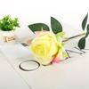 Variedad de rosas artificiales accesorios para sesión de fotos de boda venta al por mayor regalo de San Valentín decoración para el hogar centro comercial ramo de rosas