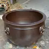 Vaso grande de cerâmica de Jingdezhen com orelhas de leão, tanque de água de grande capacidade para peixes de pátio e cultivo de lótus, vaso feng shui com cabeça de animal estilo antigo para uso doméstico