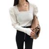 Suéter de cuello cuadrado pequeño estilo coreano con mangas abullonadas para usar debajo, suéter interior de manga larga ajustado y adelgazante estilo coreano a la moda para mujer