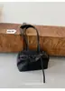 Bolsa Boston de nylon estilo coreano, bolsa tote acolchoada moderna e leve, bolsa de ombro casual de grande capacidade para o dia a dia de mulheres
