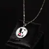 Nuevo Collar de Letra Transfronterizo, Exquisita y Versátil Cadena para Clavícula con Flor, Estilo de Lujo Ligero Personalizado, Colgante Versátil para Mujeres al por Mayor
