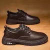 Zapatos de Hombre 2026 Nuevo Verano Ligeros de Negocios Formales Casuales de Cuero Estilo Británico Negro de Caña Baja Botas Martin 9366