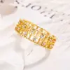 Anillo de Encaje Hueco con Diamantes Brillantes de Nuevo Estilo para Mujer, Lujo Ligero, Sensación de Alta Gama, Anillo Abierto de Nicho, Anillo de Banda Lisa, Anillo para el Dedo del Pie, Anillo para el Dedo Índice