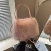 2026 Nova Moda Outono Simples Bolsa de Pelúcia Bolsa de Mão Casual Simples Bolsa de Ombro Único Transversal da Moda