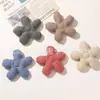 Tela de Cuadros Estilo Japonés Fresca y Sencilla Rellena de Algodón Accesorio de Flor de Cinco Pétalos DIY Accesorio para el Cabello Broche para Ropa Piezas para Accesorios de Joyería