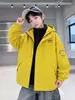 Ropa para niños, ropa exterior de otoño para niños, nueva colección otoño/invierno 2026, talla mediana a grande, cortavientos tres en uno desmontable para otoño