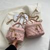 Bolsa Transversal de Celebridade da Internet de Verão Feminina 2022 Nova Moda Portátil Corrente Romboidal Bolsa de Ombro de Nicho Vermelha