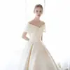 Comercio exterior vestido de novia ligero de hombros descubiertos estilo europeo y americano, nuevo elegante satén vintage simple ajustado vestido de novia, suministro del fabricante