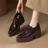 Zapatos Pequeños Británicos de Cuero con Punta Fina y Tacón Grueso con Cordones para Mujer 2025 Primavera Nuevos Tacones de Cuña de Suela Gruesa Versátiles de Cuero Genuino de Boca Profunda