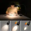 Luz de leitura LED com pescoço de ganso flexível, apresentando foco ajustável e dimerização sensível ao toque, e uma opção de luz vermelha