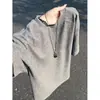 Camiseta de verano fina de manga corta para hombre, color gris, deconstruida, de alta gama, fresca, transpirable, estilo americano, elástica, corte ajustado, manga corta