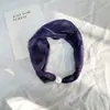 Nuevo Pañuelo Pequeño Primavera/Verano 2026 con Cierre Magnético de Perla, Pañuelo Triangular de Seda para Mujer, Pañuelo Fino de Doble Tono Brillante, Cadena para Clavícula