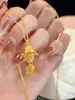 Collar de Carpa Estilo Tiktok para Mujer, Único y Versátil, Estilo Ins 2025 Nuevo Nicho Exquisito Clavícula Lujo Ligero