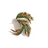 Broche criativo cravejado de penas leque futon oco retrô corsage de esmalte pin de distintivo com senso de design de nicho