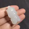 Nova Colar com Pingente do Zodíaco Verde Tianshan Xinjiang Seda Dourada Jade Esculpido Animal Tridimensional Pingente do Zodíaco