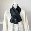 O novo cachecol de lã mista com gola cruzada outono/inverno da JM oferece proteção para o pescoço e aquecimento, é de cor sólida, um aquecedor de pescoço casual e versátil