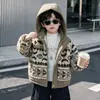 Jaqueta de Algodão para Meninos Inverno 2026 Novo Estilo Aveludada Quente Roupas de Algodão Meninos Espessada Estilo Coreano Com Capuz Peludo Suéter Tendência