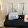 Bolso de Mano de Alta Gama para Mujer 2026 Verano Nueva Moda Bolso de Hombro Versátil para el Trabajo y los Desplazamientos Bolso Cruzado Pequeño Cuadrado