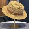Sombrero Plano de Paja Hueca Tejida Estilo Old Money para Mujer, Sombrero de Sol de Playa Moda Francesa de Verano, Sombrero Parasol