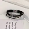 Pulsera Cruz Bohemia Lujo Ligero Diseño de Nicho Moderna Genial Doble Capa Superpuesta Joyería de Mano de Alta Gama Versátil