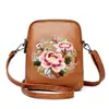 Bolso Cruzado de un Solo Hombro Nuevo 2026 para Mujer, Bolso de Concha para Madres de Mediana Edad y Mayores, Diseño Floral, Único y Elegante, Comercio Exterior Transfronterizo