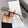 Gafas de sol cuadradas sin montura azules estilo Jennie para mujer, gafas de sol de estilo callejero de alta gama Y2K azules de chica popular europea y americana