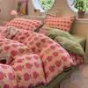 2026 Novo Conjunto de Quatro Peças Estilo Princesa com Bordado de Concha e Fio Bouclé