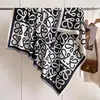 Bufanda de Cachemira Sintética Fresca Versátil Estilo Coreano Popular de Invierno Dulce Cálida Calentador de Cuello para Estudiantes Chal para Aire Acondicionado Venta al por Mayor