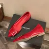 Sapatos Nude Femininos com Fivela Quadrada, Bico Fino Baixo e Salto para Mulheres Baixas, Novo Modelo Primavera/Verão 2026, Sapatos Exquisitos e Elegantes para o Dia a Dia