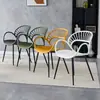 Cadeira de Jantar de Plástico para Exterior Moderna Minimalista Casa de Hóspedes Varanda Poltrona Empilhável Escritório Cadeira de Reunião Estilo Europeu