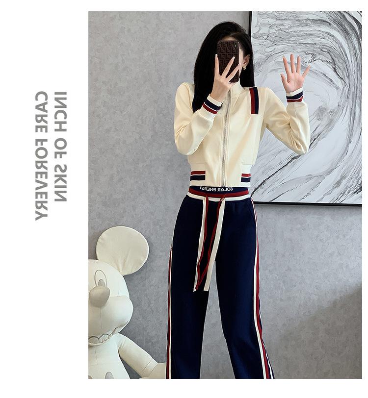 跨境淘货源分销2024秋冬季新款街头潮流减龄小个子爆款欧货网红款运动套装休闲运动气质休闲时尚流行新款秋装秋装女装时尚套装套装女装秋季套装女套装女女士运动服女装两件套套装卫衣套装休闲套装秋季套装女装时尚套装盐系休闲套装女装2024百搭设计感小众洋气欧货阿里国际站跨境采购Cross-border, shopping source, foreign trade, export, distribution 2024 fall, winter, new, street trend, explosive, European goods, network red, sportswear, leisure sports, temperament leisure, fashion popular, new autumn wear, autumn women's wear, fashion suit, women's wear, women's wear, women's wear, women's sportswear, women's two-piece, hoodie suit, casual suit, autumn suit, women's wear, Fashion suit salt department, casual suit women's dress, Ali International Station, cross-border procurement